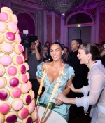 Access_Kardashian_8~29.jpg
