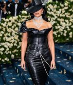 Access_Kardashian_9~12.jpg
