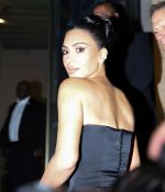 Access_Kardashian_9~13.jpg
