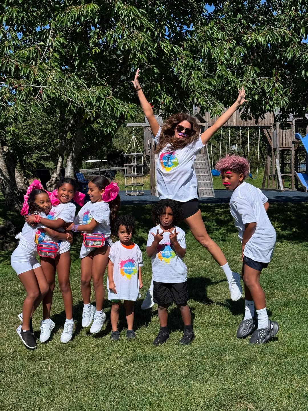Access_Kardashian_10~8.jpg