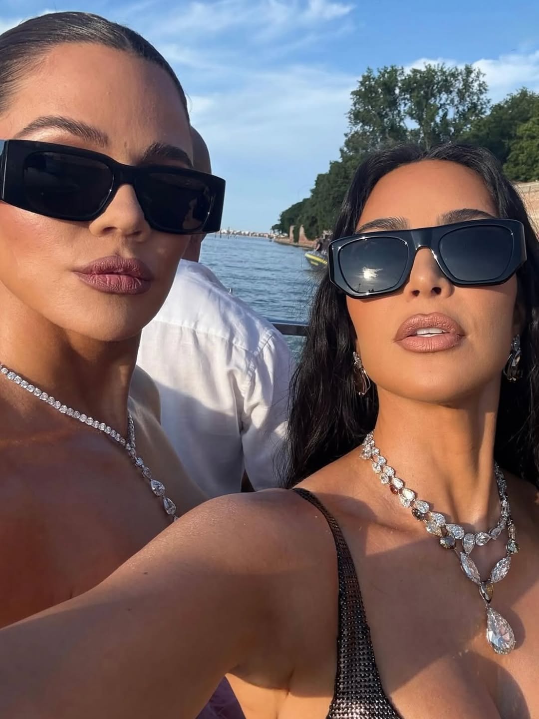 Access_Kardashian_3~13.jpg