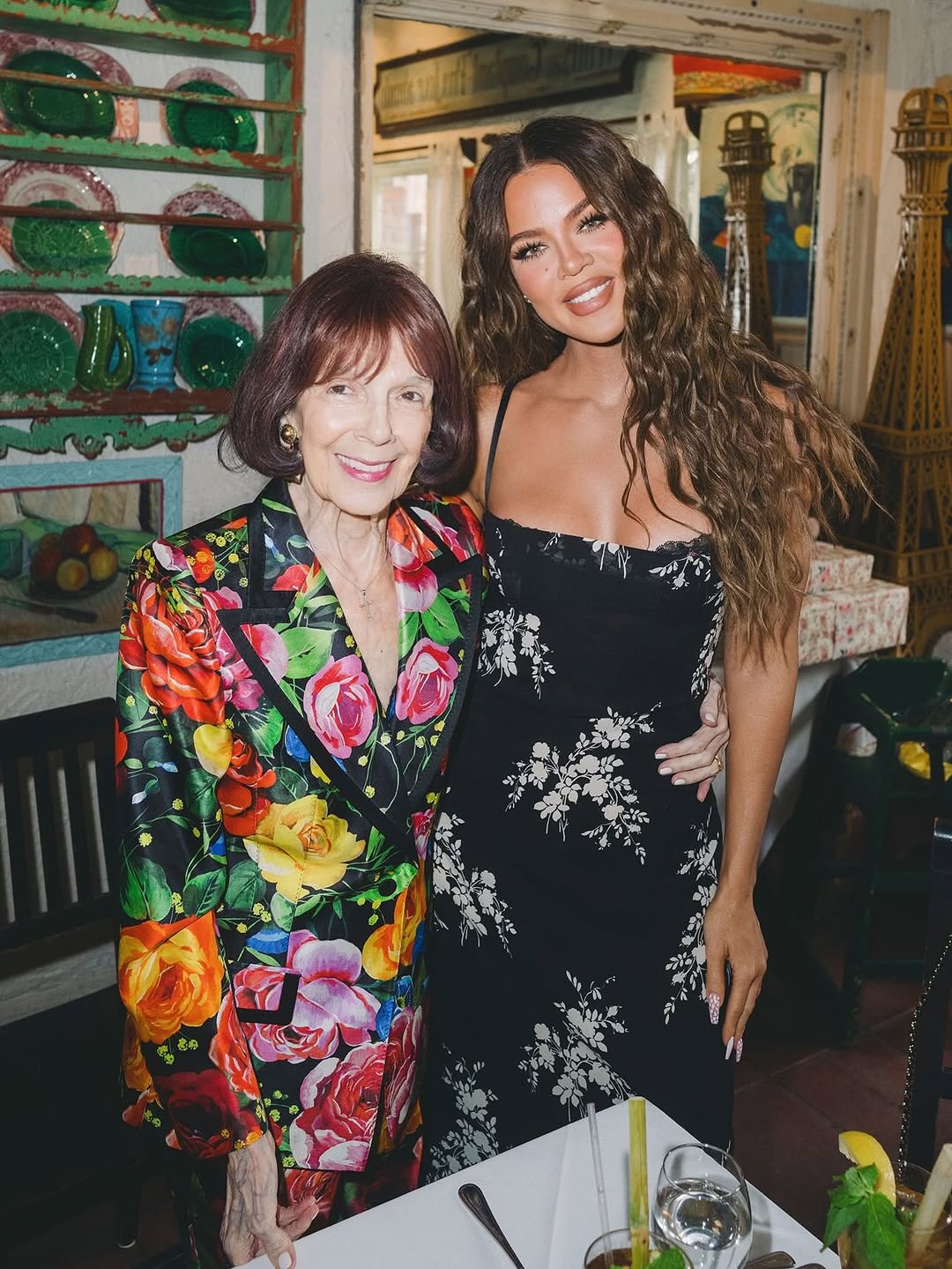 Access_Kardashian_4~17.jpg