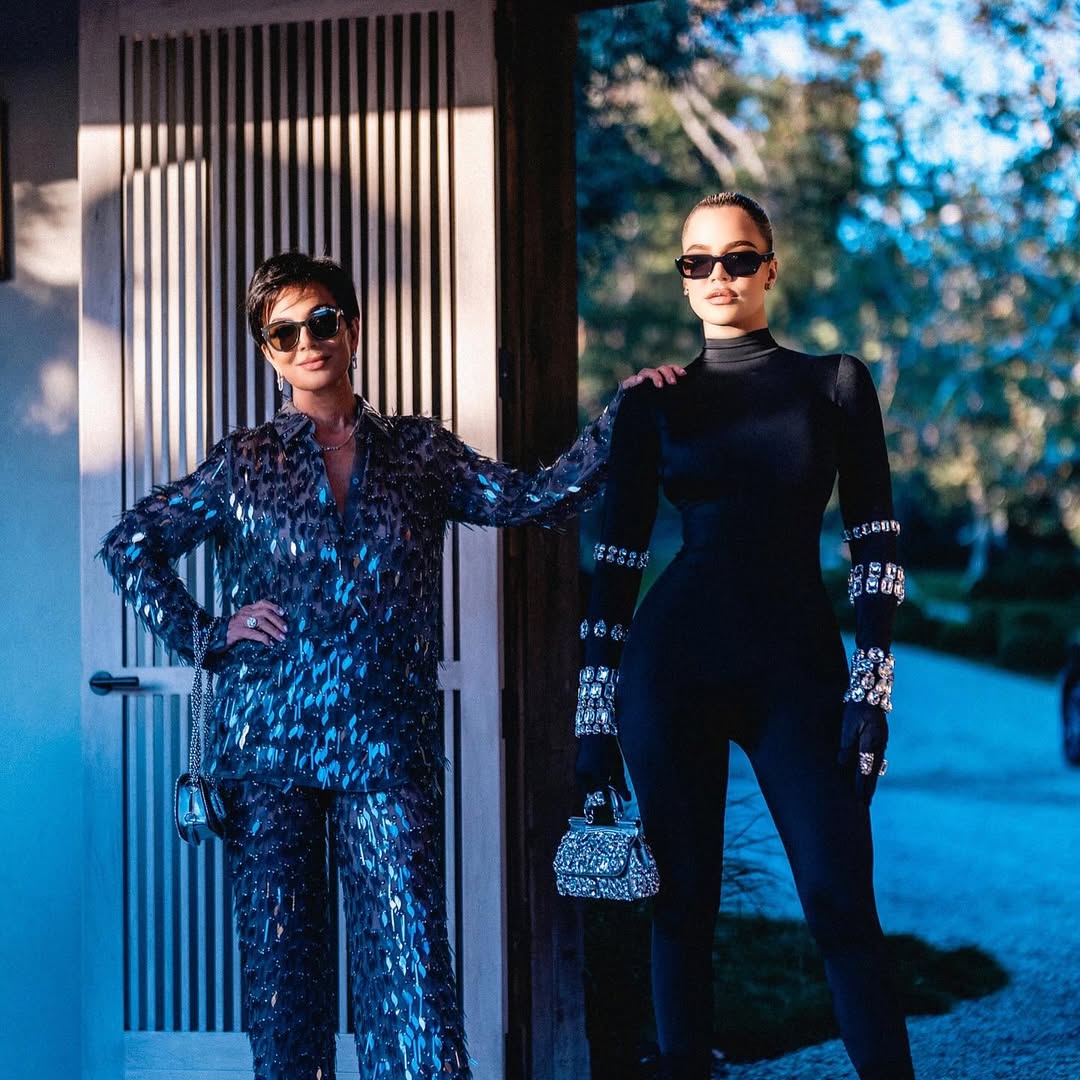 Access_Kardashian_50~1.jpg