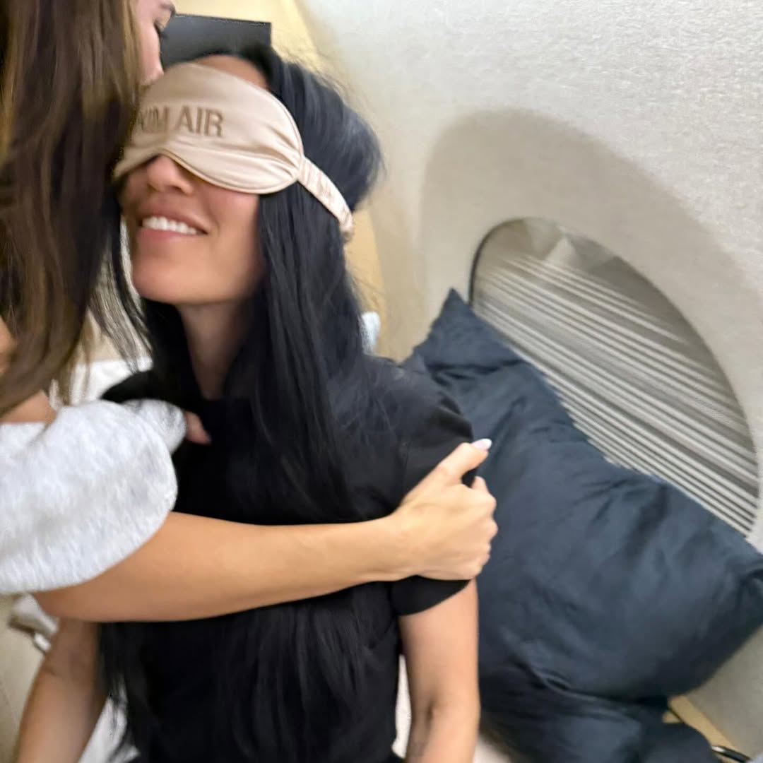 Access_Kardashian_8~15.jpg