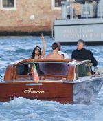 Access_Kardashian_10~5.jpg