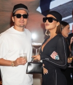 Access_Kardashian_13~11.jpg