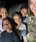 Access_Kardashian_1~27.jpg