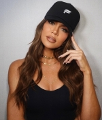 Access_Kardashian_4~16.jpg