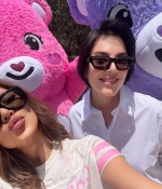 Access_Kardashian_51~0.jpg