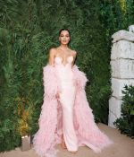 Access_Kardashian_5~10.jpg