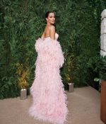 Access_Kardashian_7~8.jpg