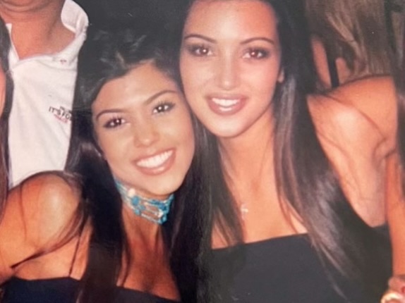 Access_Kardashian_21~0.jpg