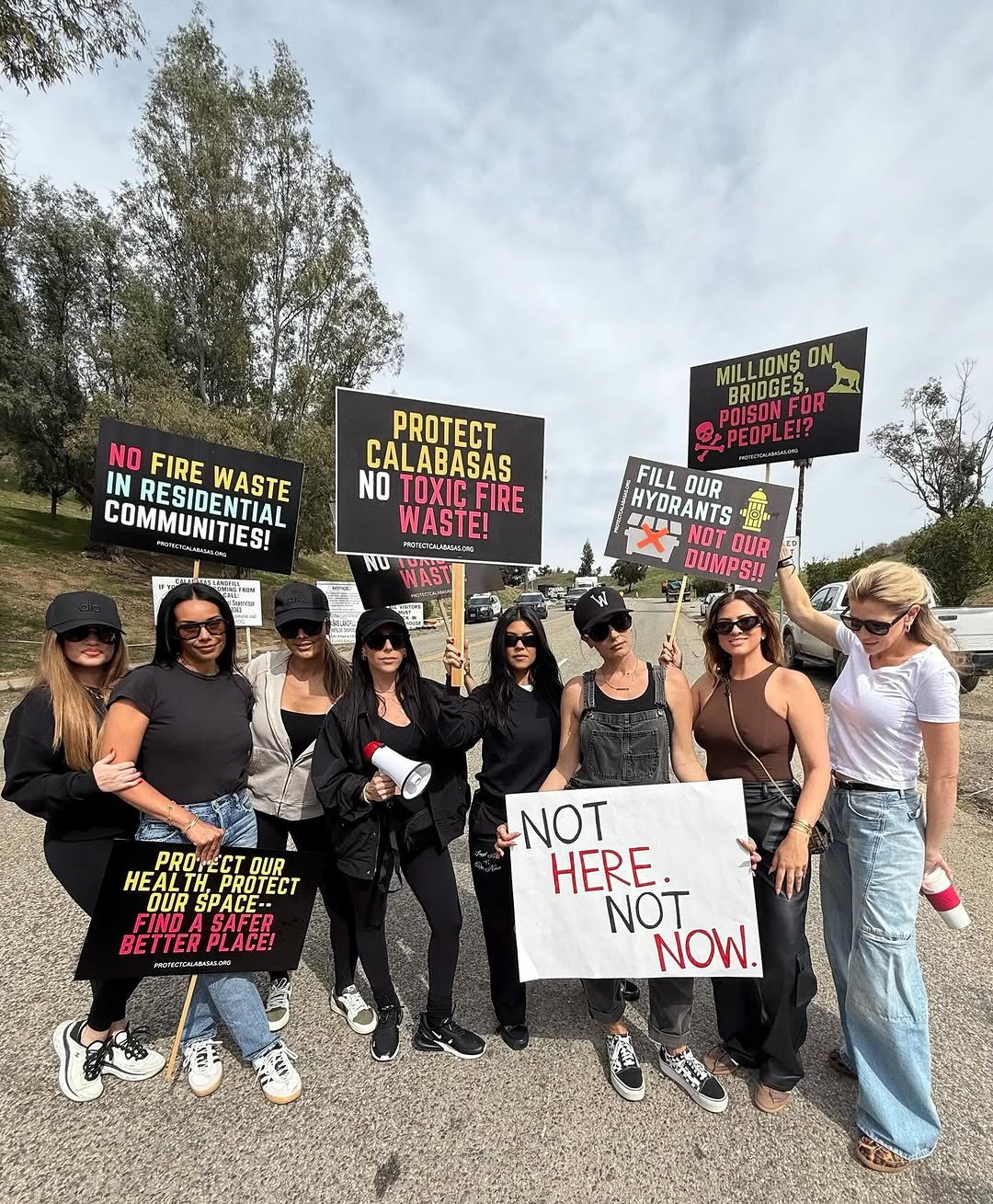 Access_Kardashian_2~0.jpg