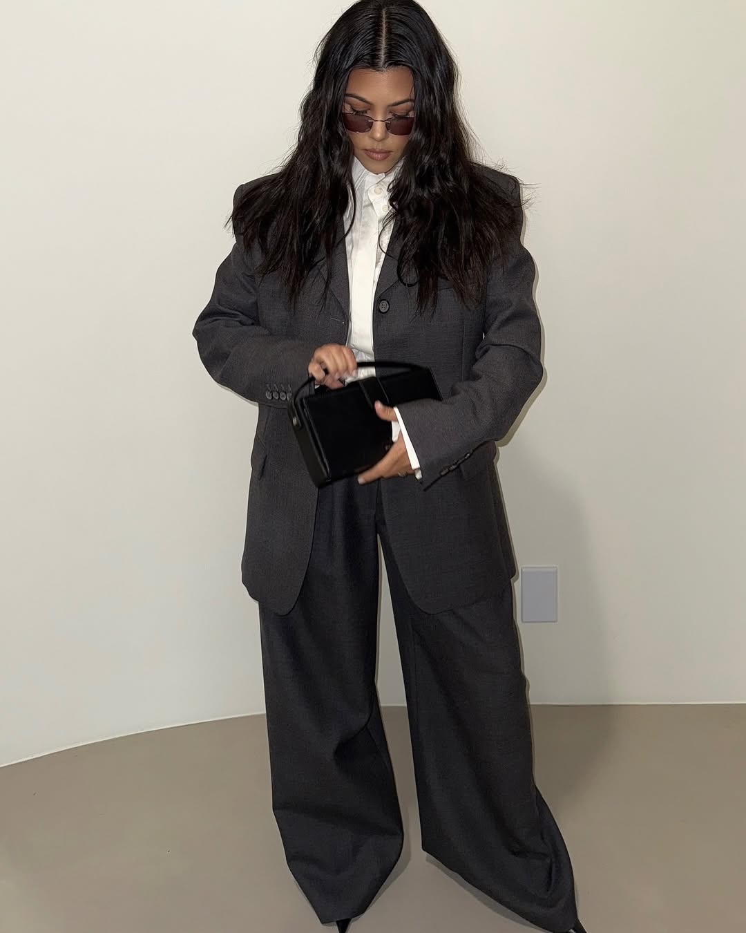 Access_Kardashian_2~10.jpg