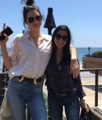 Access_Kardashian_59~0.jpg