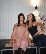 Access_Kardashian_5~9.jpg