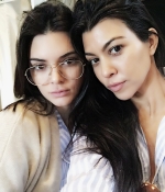Access_Kardashian_60~0.jpg