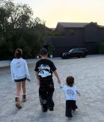 Access_Kardashian_8~4.jpg