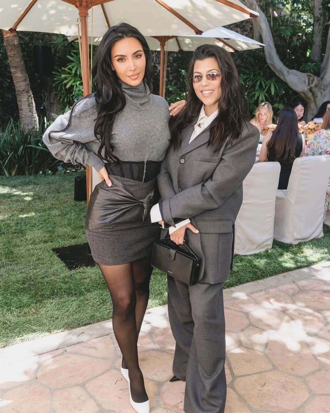 Access_Kardashian_11~8.jpg