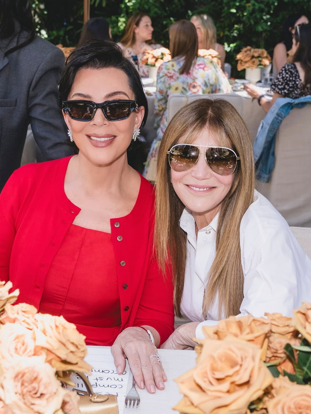 Access_Kardashian_12~9.jpg