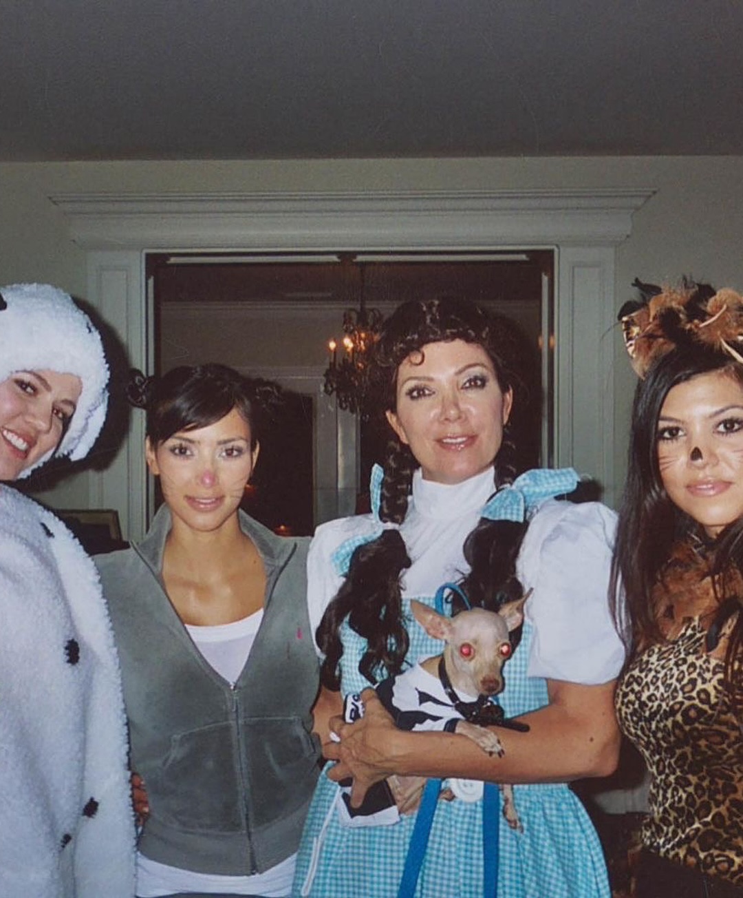 Access_Kardashian_13~17.jpg