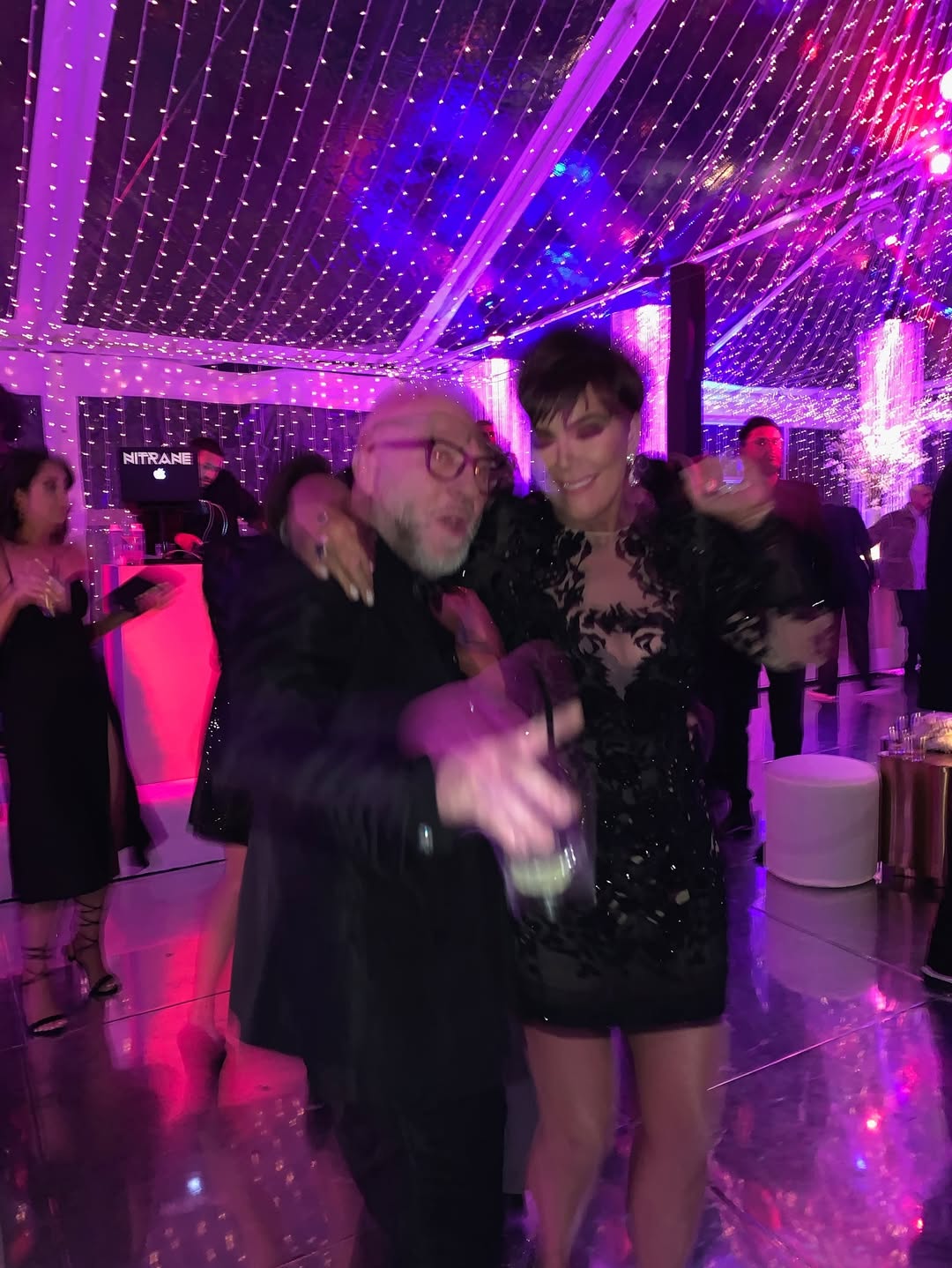 Access_Kardashian_14~14.jpg