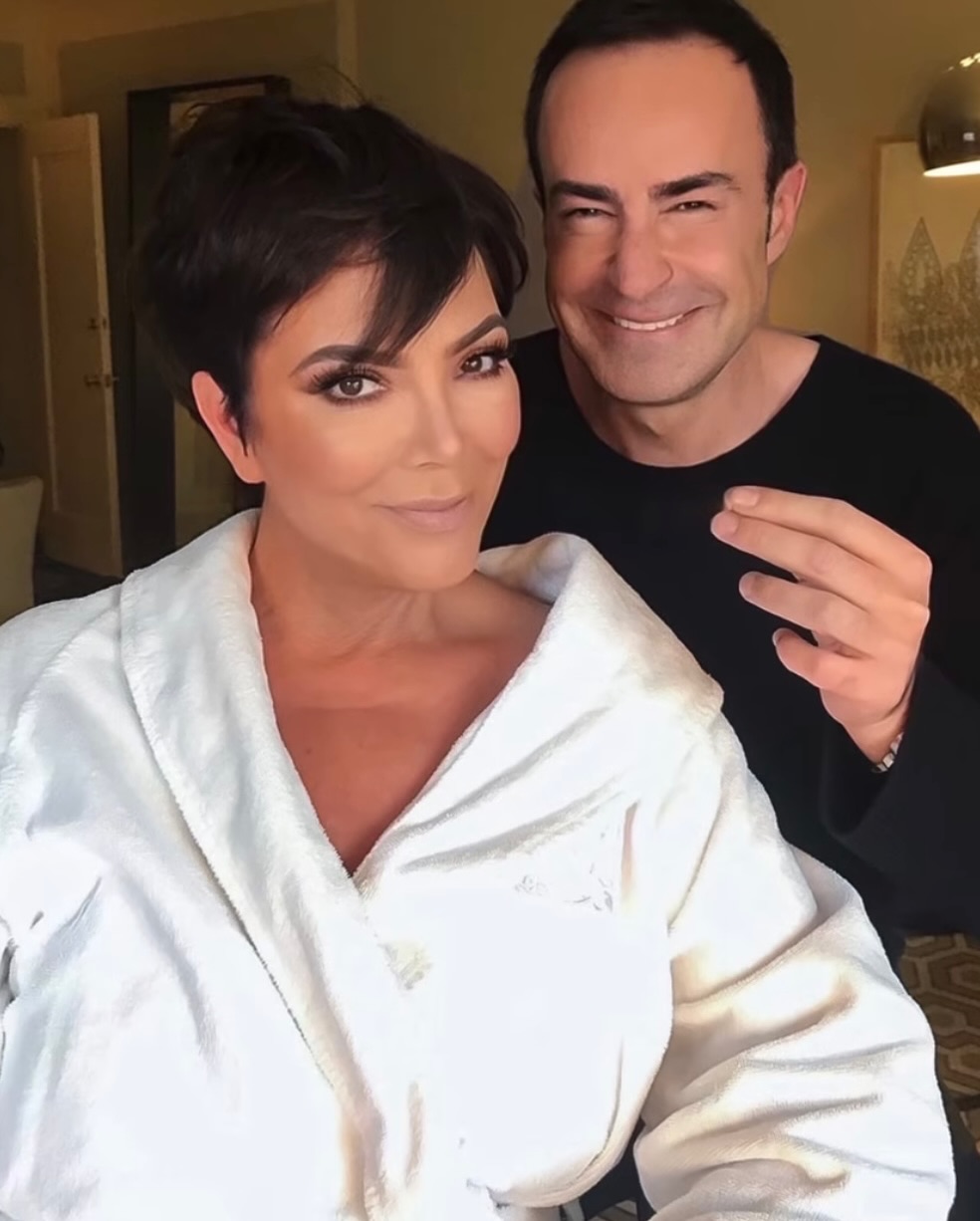 Access_Kardashian_14~5.jpg