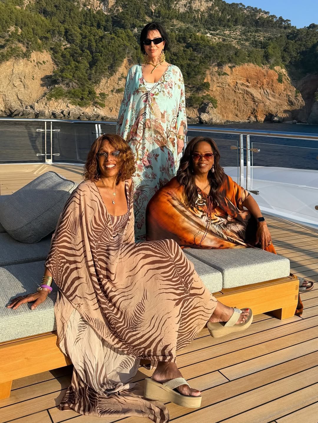 Access_Kardashian_15~11.jpg