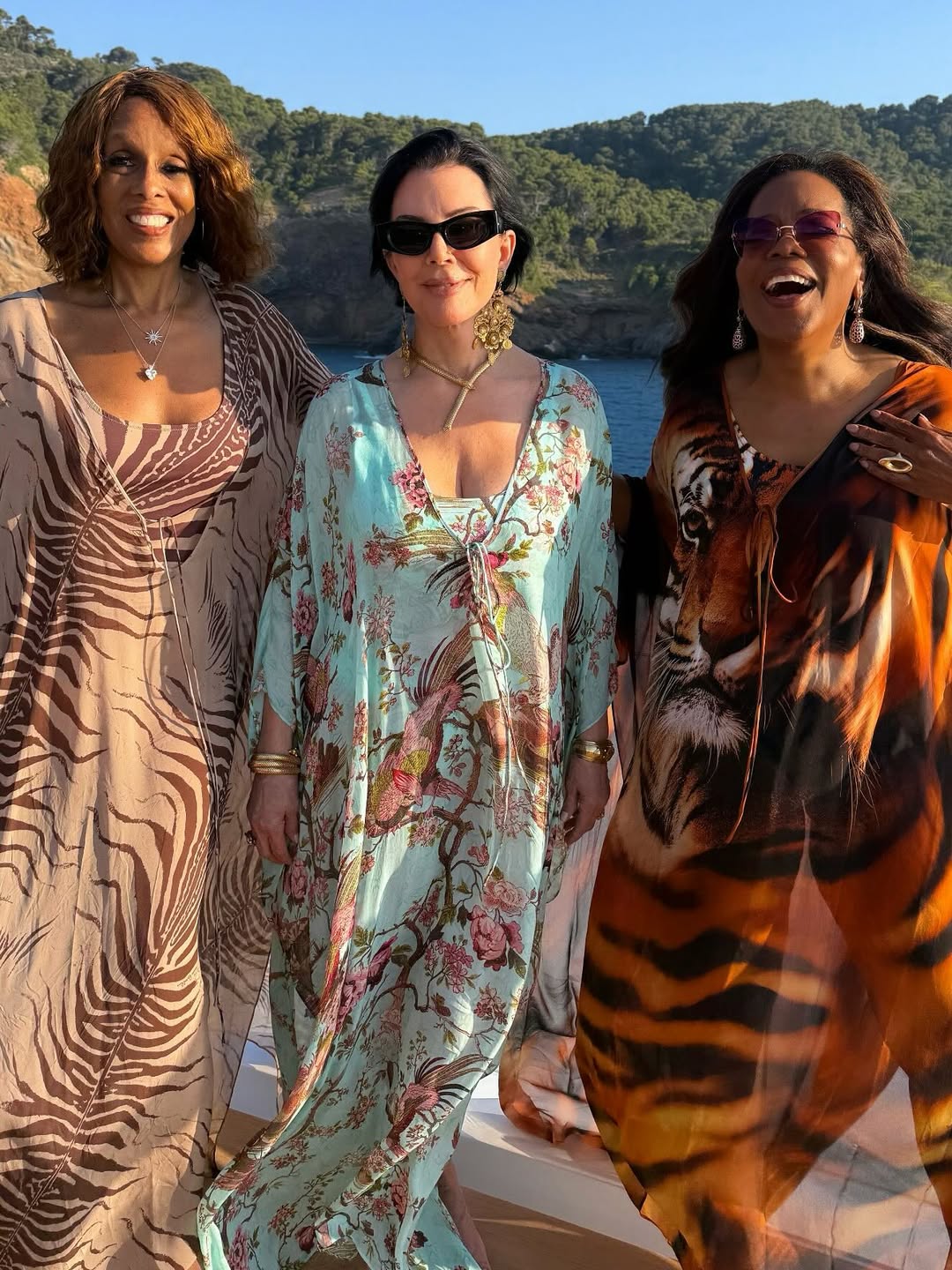 Access_Kardashian_16~10.jpg