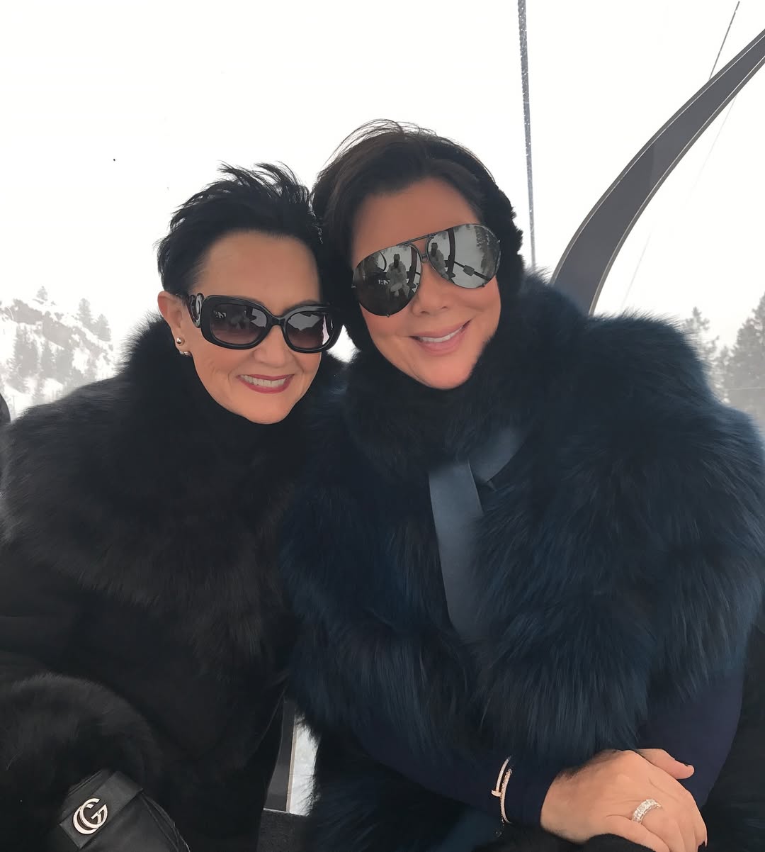 Access_Kardashian_17~13.jpg