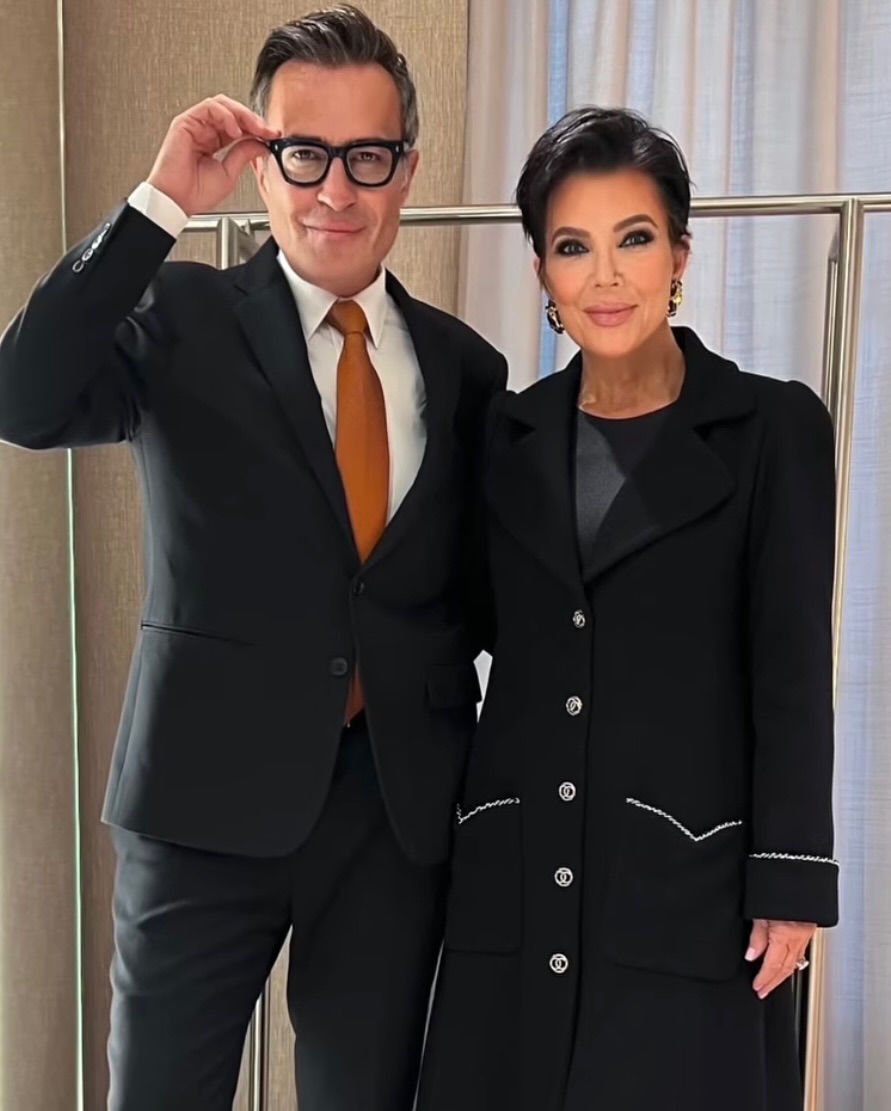 Access_Kardashian_17~4.jpg