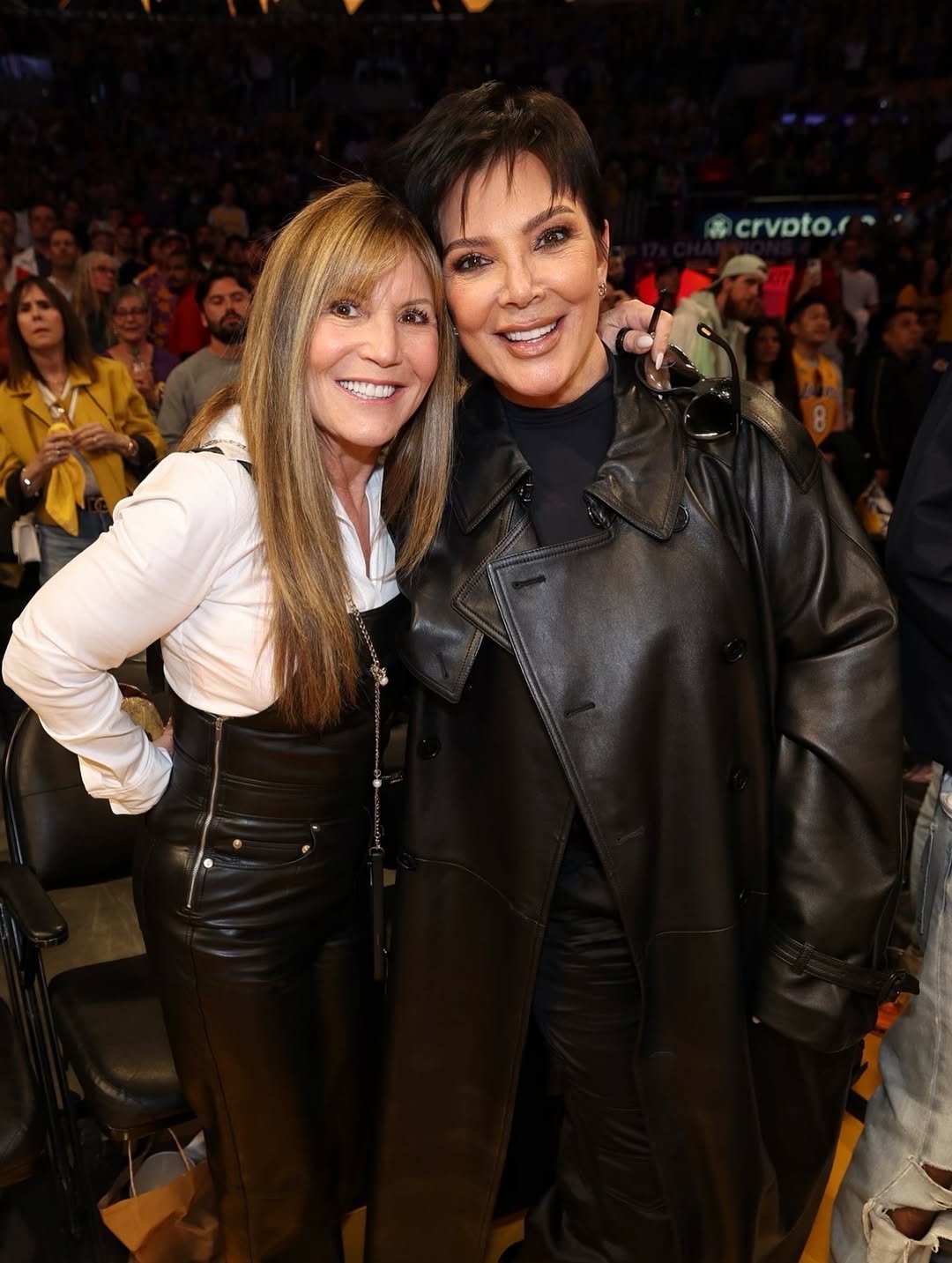 Access_Kardashian_18~6.jpg