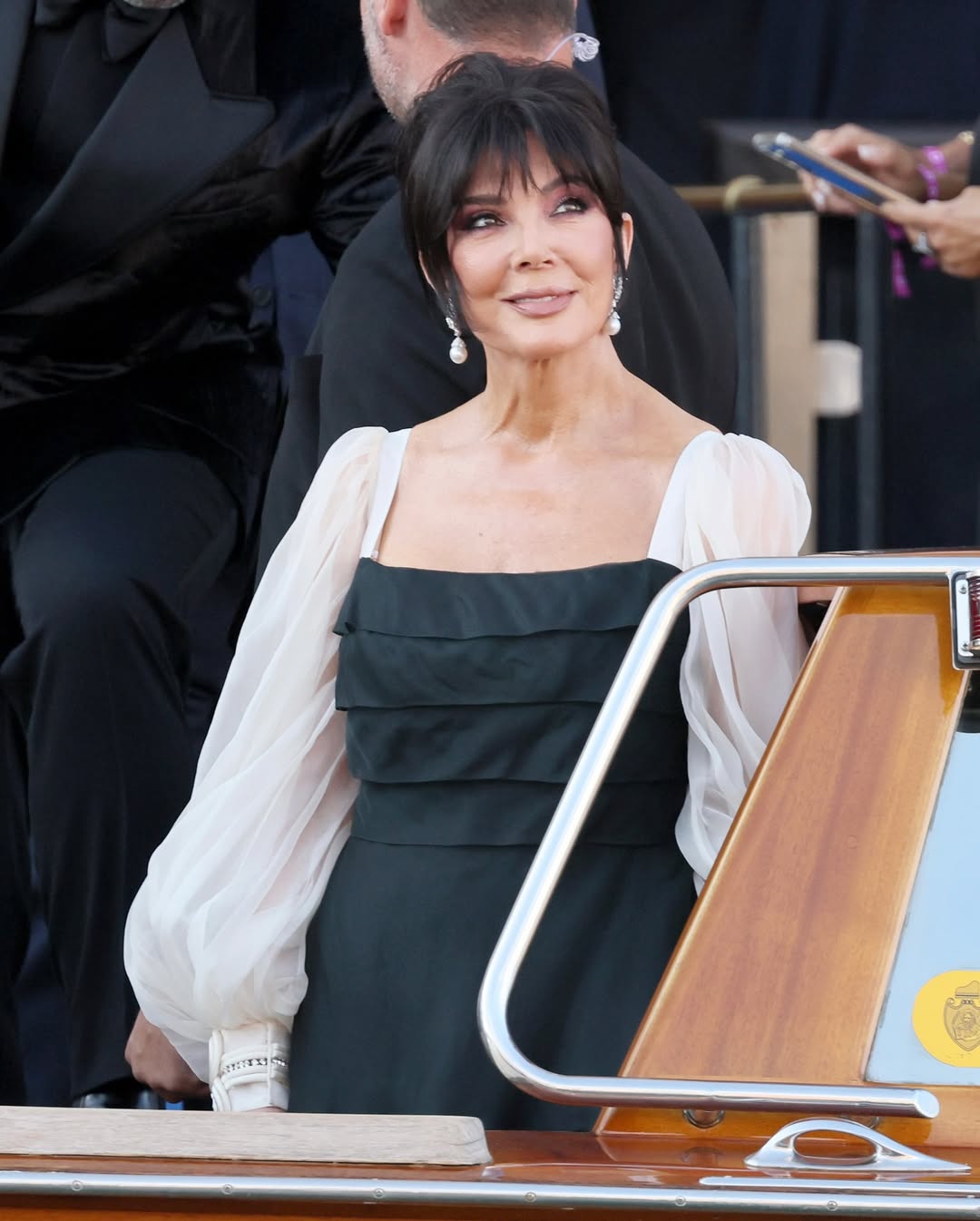 Access_Kardashian_19~6.jpg