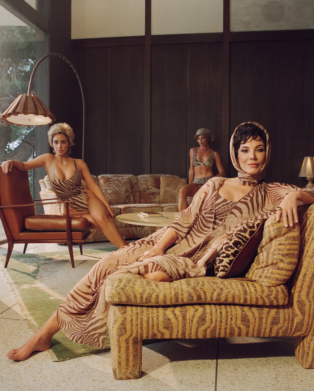 Access_Kardashian_1~14.jpg