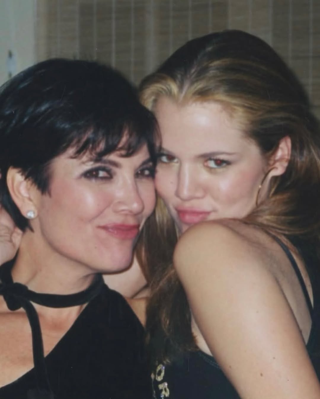 Access_Kardashian_1~15.jpg