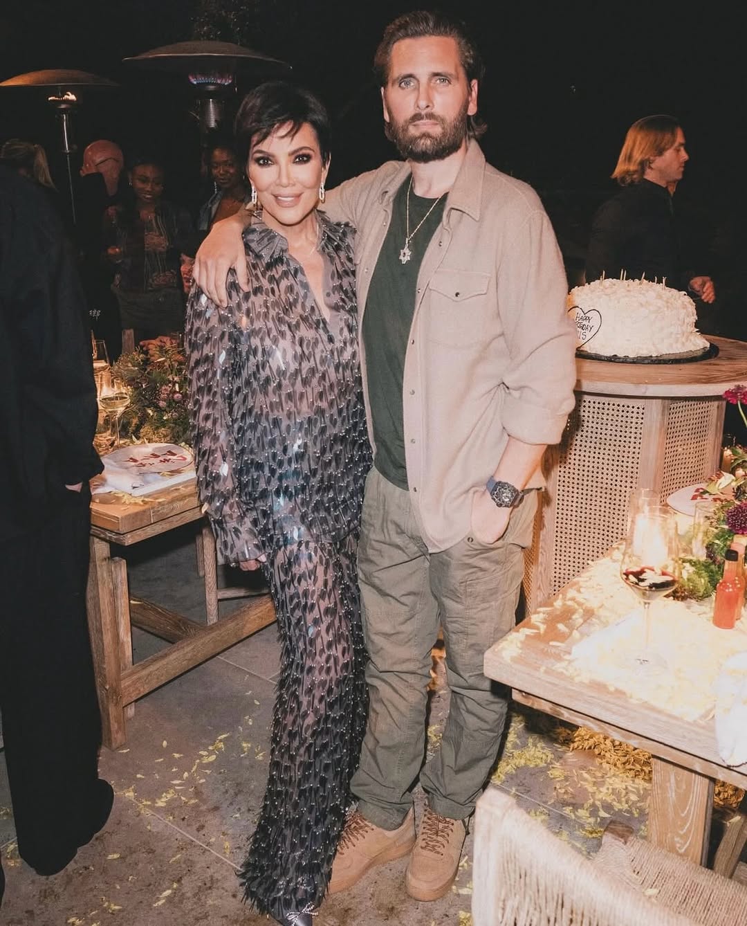 Access_Kardashian_1~9.jpg