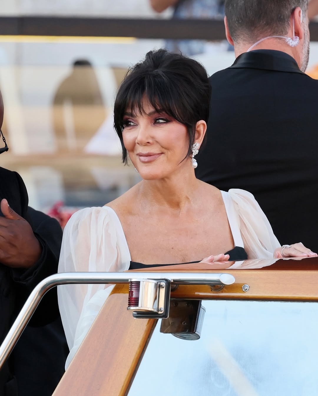 Access_Kardashian_20~4.jpg