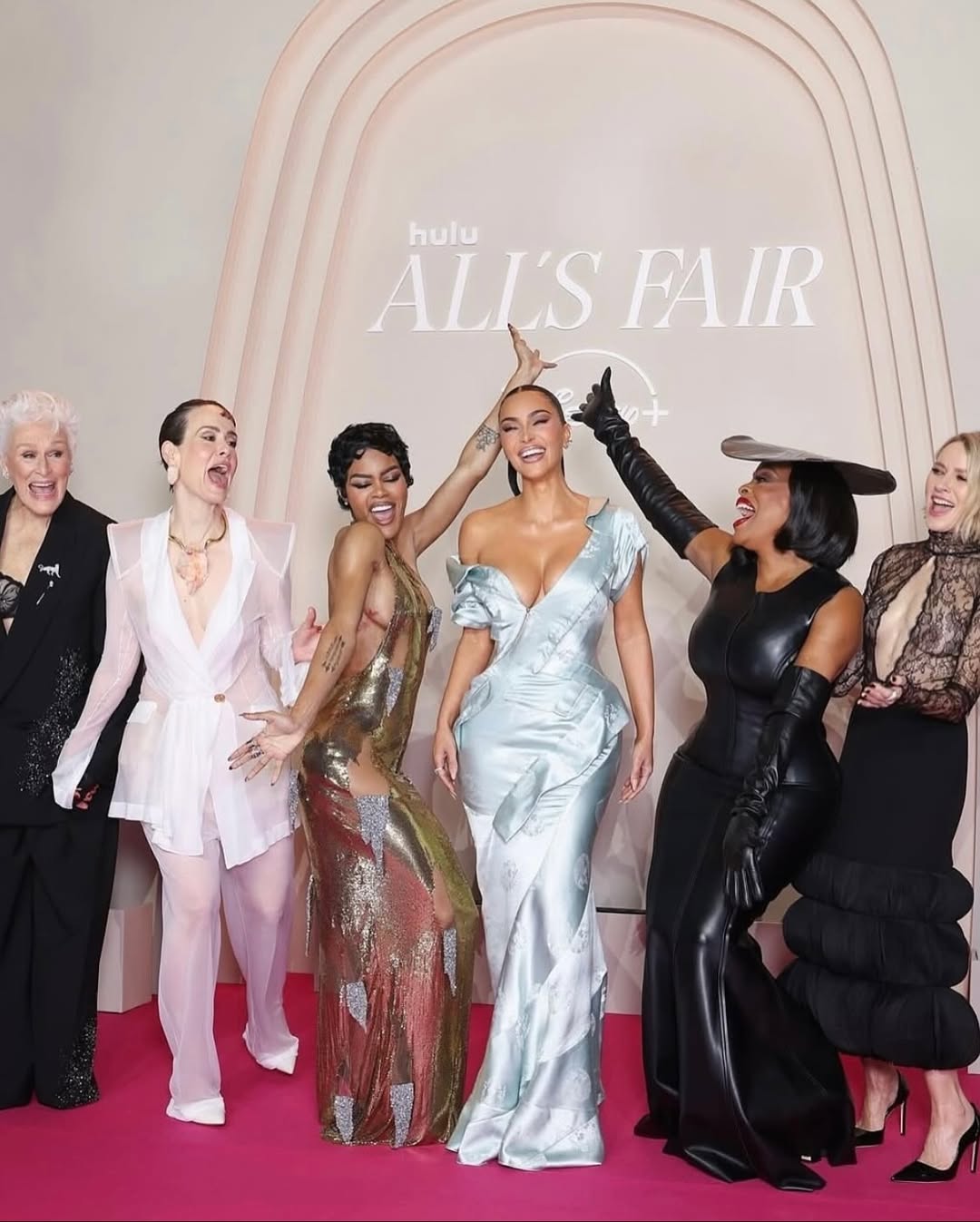Access_Kardashian_27~4.jpg
