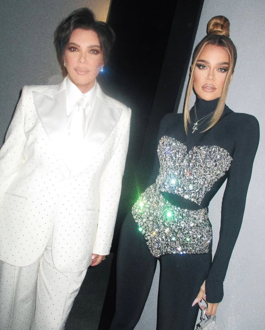 Access_Kardashian_2~14.jpg