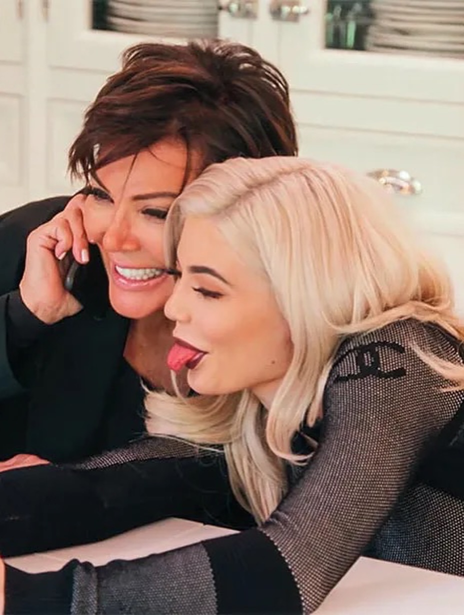 Access_Kardashian_2~18.jpg