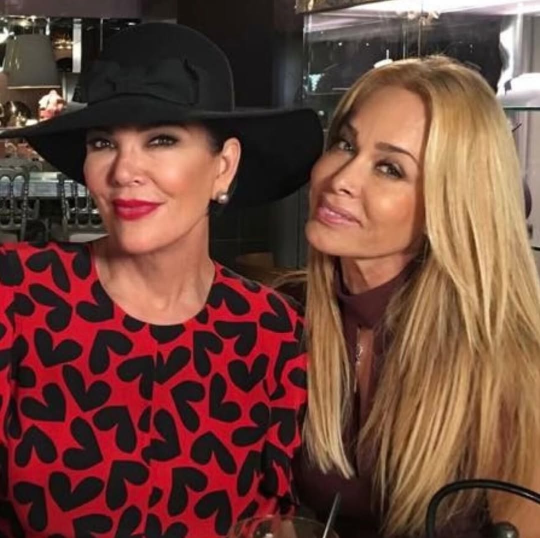 Access_Kardashian_31~0.jpg
