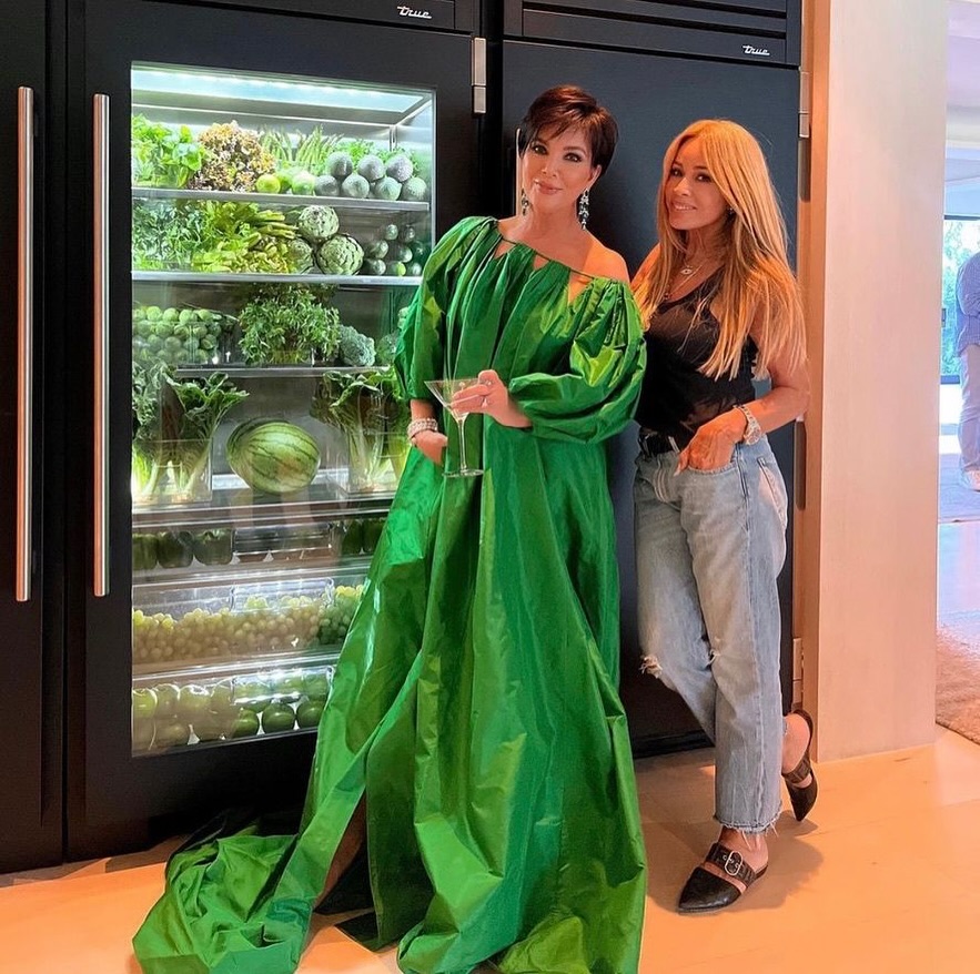 Access_Kardashian_38~0.jpg