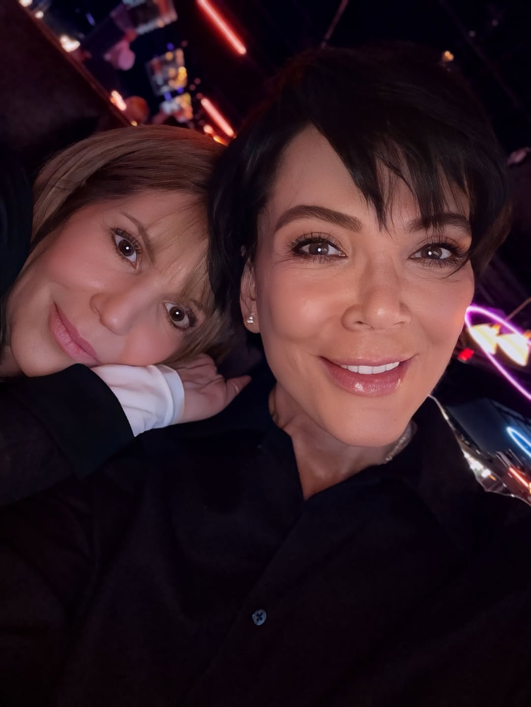 Access_Kardashian_3~11.jpg
