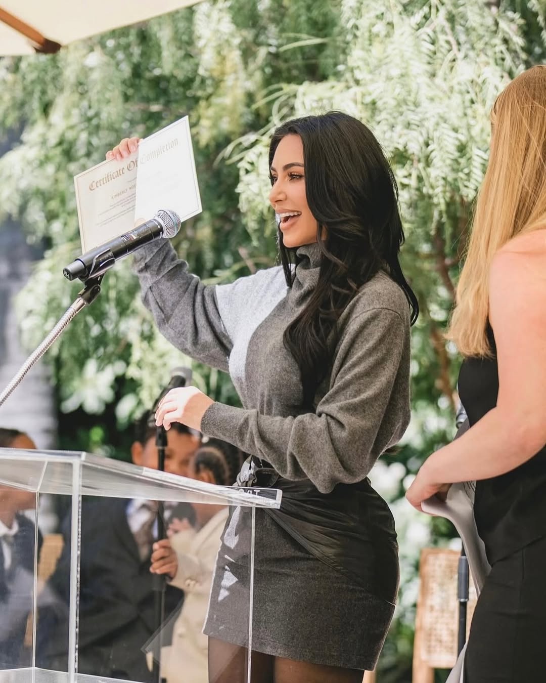 Access_Kardashian_3~9.jpg