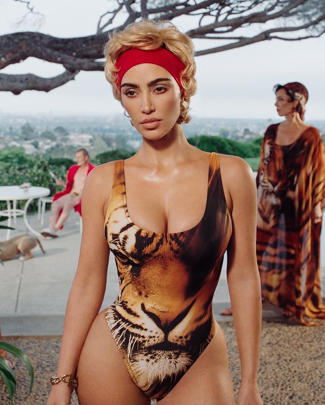 Access_Kardashian_5~14.jpg