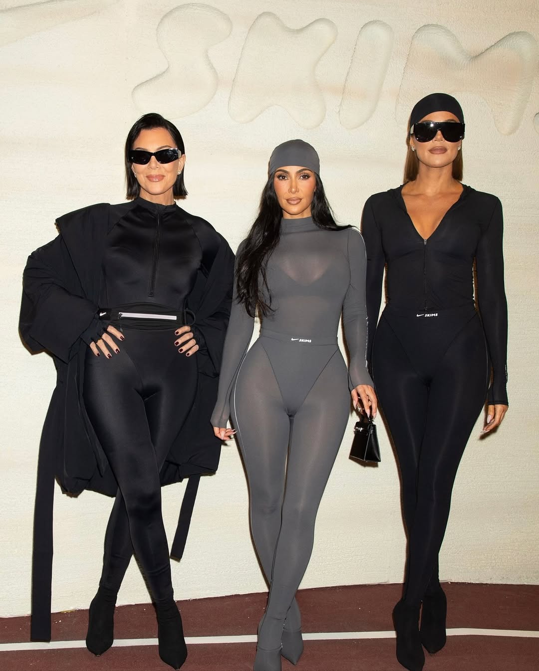 Access_Kardashian_5~23.jpg
