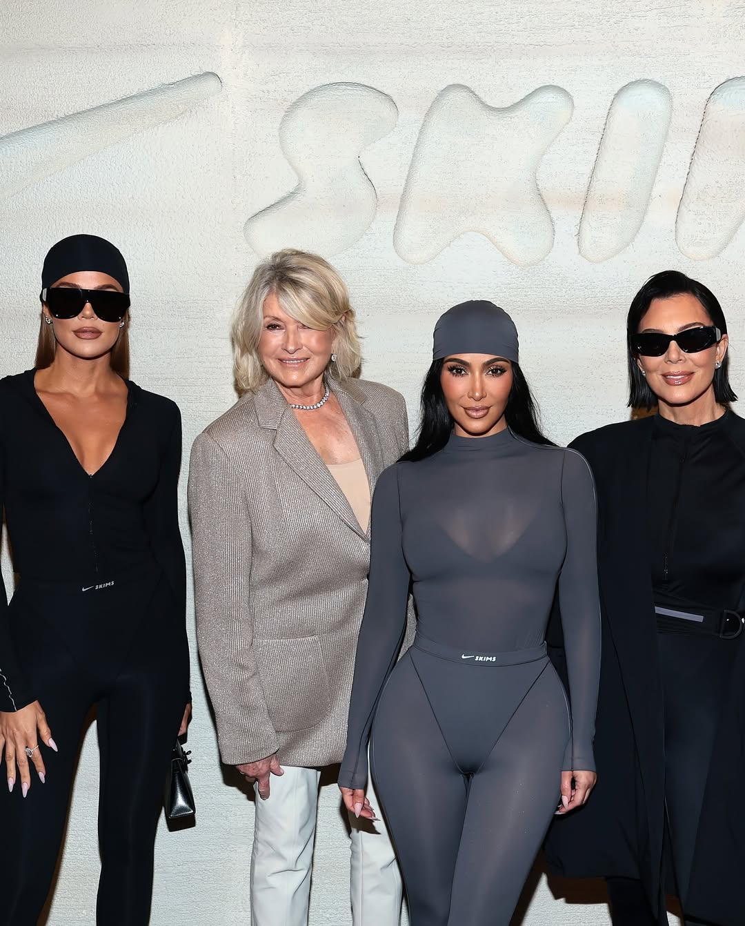 Access_Kardashian_6~20.jpg