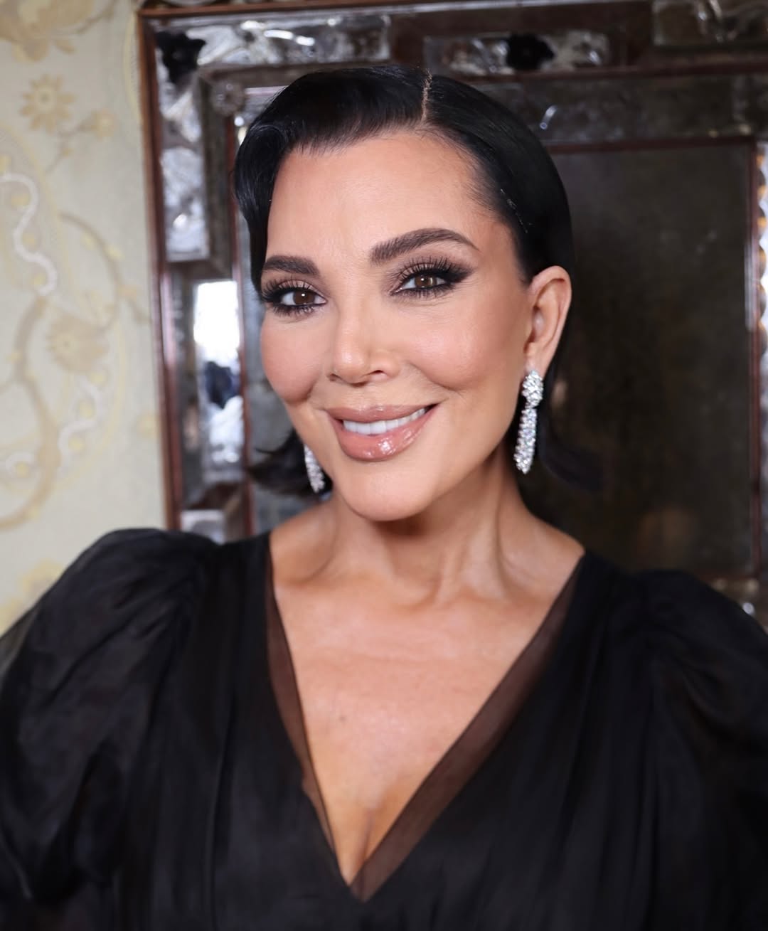Access_Kardashian_7~13.jpg