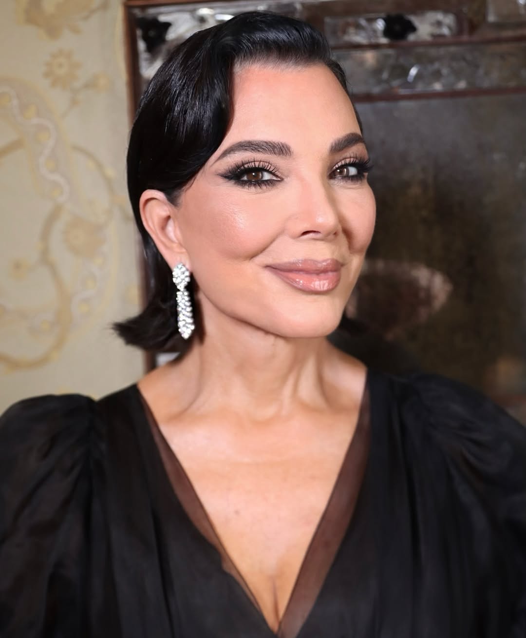 Access_Kardashian_8~12.jpg