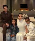 Access_Kardashian_10~19.jpg